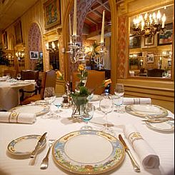 Restaurant Paul Bocuse Collonges au Mont d'Or, Rhône (69) Restaurant Paul Bocuse Collonges au Mont d'Or, Rhône (69)