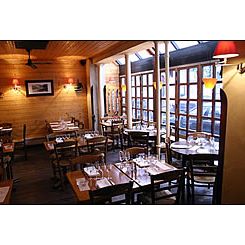 Restaurant Le Chalet de Neuilly Neuilly Sur Seine, Hauts-de-Seine (92) Restaurant Le Chalet de Neuilly Neuilly Sur Seine, Hauts-de-Seine (92)
