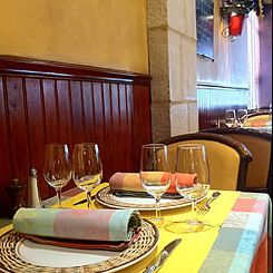 Restaurant Le Tournesol Courbevoie, Hauts-de-Seine (92) Restaurant Le Tournesol Courbevoie, Hauts-de-Seine (92)