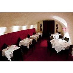 Restaurant Les Écuries de Richelieu Rueil-Malmaison, Hauts-de-Seine (92) Restaurant Les Écuries de Richelieu Rueil-Malmaison, Hauts-de-Seine (92)