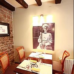 Restaurant Auberge la Pomme d'Api St Pol de Léon, Finistère (29) Restaurant Auberge la Pomme d'Api St Pol de Léon, Finistère (29)