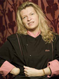 Flora Mikula