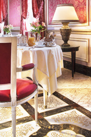 Château d'Artigny restaurant groupe Montbazon (37) Château d'Artigny restaurant groupe Montbazon (37)