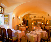 Château d'Ayres restaurant groupe Meyrueis (48)