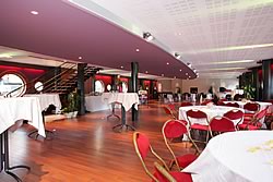 Les Calanques restaurant groupe Boulogne (92) Les Calanques restaurant groupe Boulogne (92)