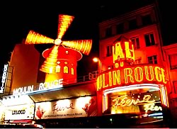 Moulin Rouge restaurant groupe Paris 18